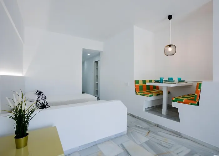 Estudio - La Caleta Costa Adeje (Tenerife)