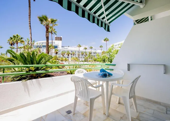 Estudio - La Caleta شقة أذيخي